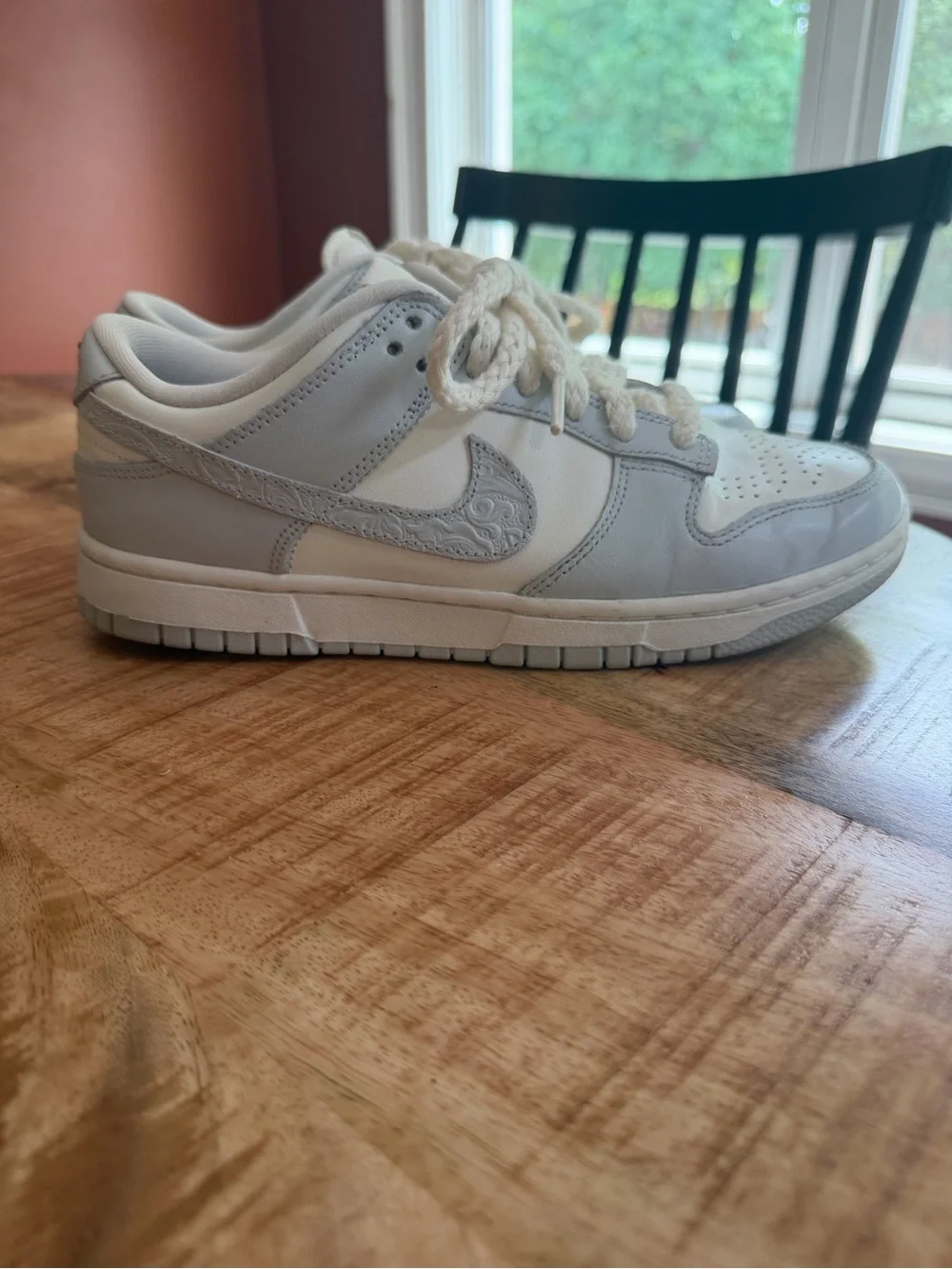 Women’s Nike dunk low Sail Aura size 9